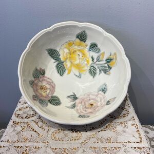 VINTAGE ITALIAN HIMARK COLLECTIBLE SERVING BOWL FLORAL DESIGN 9 x 3/4”